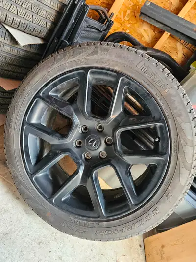 Factory Wheels off of a 2024 Ram 1500. Rims are in perfect condition. Nothing wrong with Rims and Ti...