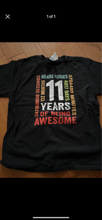 11 YEARS OF BEING AWESOME BIRTHDAY SHIRT SIZE YOUTH SMALL 7/8