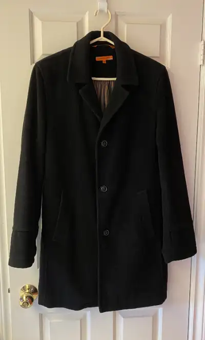 Brand: Jonathan Robert Exterior Coat Materials: 50% wool; 25% Polyester; 10% Viscose, 10%Cashmere, 5...