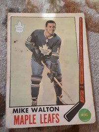 1969-70 Topps Hockey Mike Walton Card #50