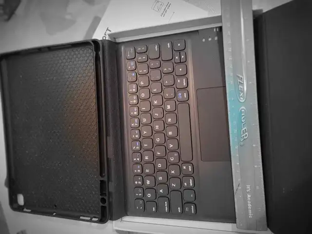 Wireless keyboard set in Other in Calgary - Image 2