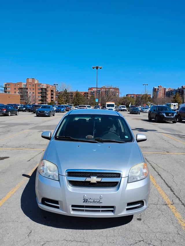 Chevrolet Aveo dans Autos et camions  à Ville de Montréal - Image 2