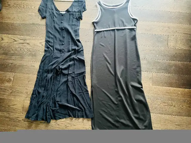 Closet Clean OutWomen's Clothing  - XS & Small, Size 4 & Size 6 in Women's - Dresses & Skirts in Guelph - Image 4