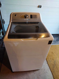 GE - 5.3 cu. Ft Top Load Washer