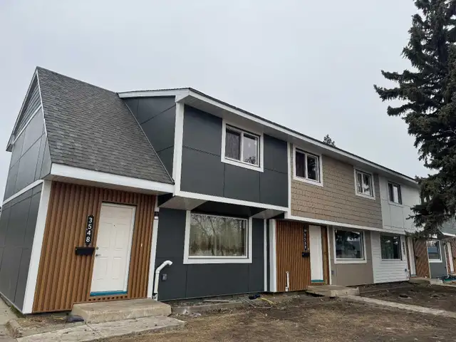 Siding Contractors 425693118412902402