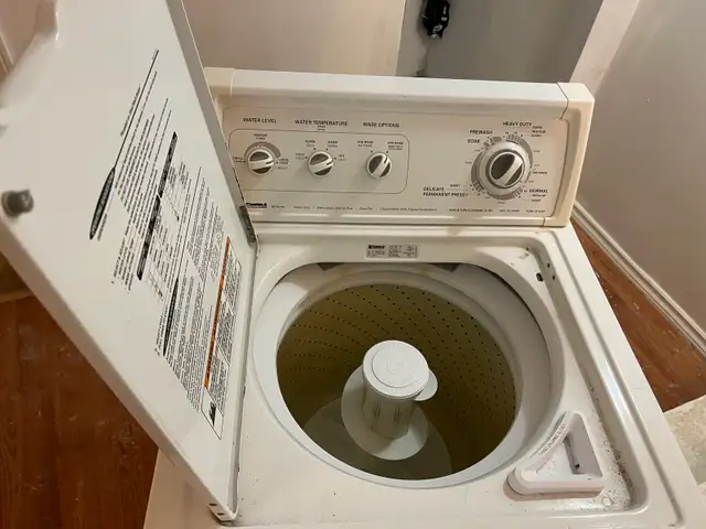 used washer and dryer in Washers & Dryers in Markham / York Region - Image 5