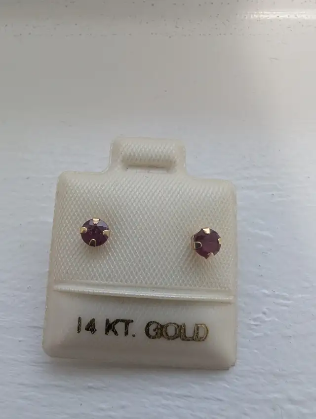 Brand New 14K Yellow Gold Ruby Earrings For Sale in Jewellery & Watches in London - Image 3