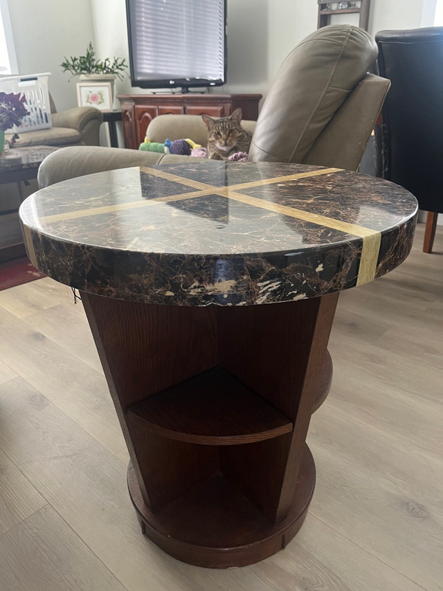 End table in Other Tables in Grande Prairie