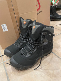 Merrell Winter Hiking Boots Size 8 MENS / 9.5 WOMENS 