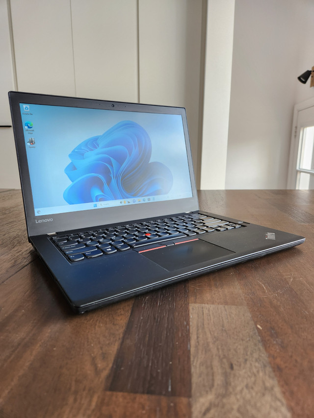 Laptop Lenovo Thinkpad T470 | Intel Core I5 | 8 Gb RAM | SSD 240 dans Portables  à Laval/Rive Nord