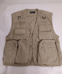 Mens/Unisex Outdoor Fishing Vest Hunting Photography Hike Size M