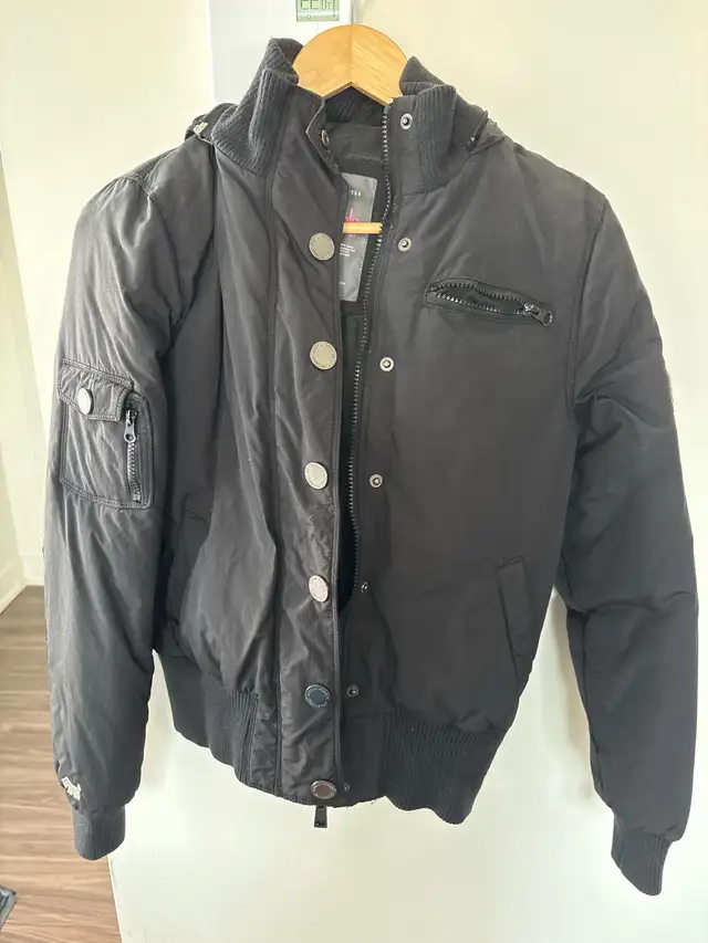 Joshua perets jacket in Women's - Tops & Outerwear in City of Montréal - Image 2