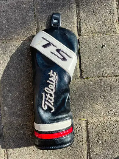 Titleist 3 wood head cover., View more