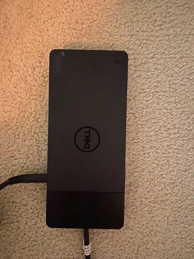 DELL WD19TB Thunderbolt Docking with 180W AC Power Adaptor in Laptop Accessories in Ottawa - Image 3