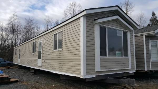 New SRI Lake Country manufactured home mobile home in Houses for Sale in Delta/Surrey/Langley