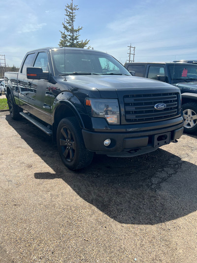 2014 Ford F-150 Fx4 Lariat ONLY 162,000km