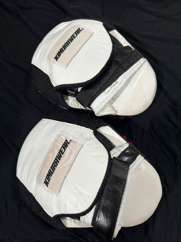 BOXING FOCUS MITS - LIGHTLY USED in Exercise Equipment in City of Toronto - Image 2