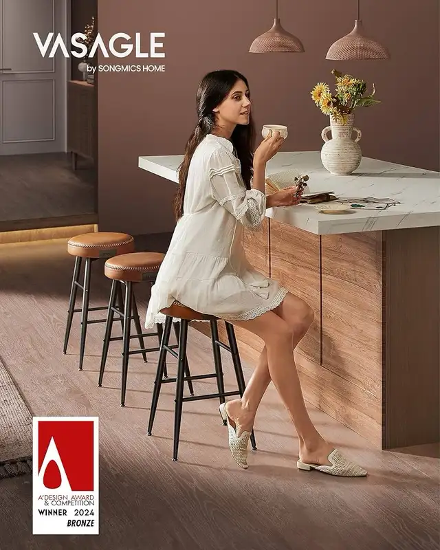 Kitchen Counter Stools, Breakfast Stools, Synthetic Leather with in Chairs & Recliners in Markham / York Region - Image 5