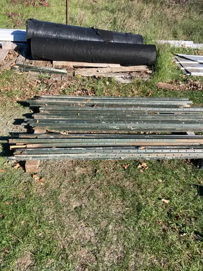 6oz non-woven geotextile - new roll - 150 lbs (300feet long). and 100lbs partial roll. $500 plus tax...
