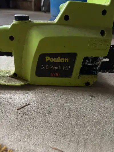 Electric chainsaw used but works . Leaks a little oil.