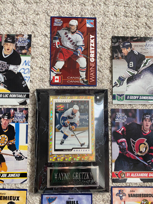 NHL Upper deck craft 1997 / 1998 postcards $35 in Arts & Collectibles in Strathcona County - Image 2