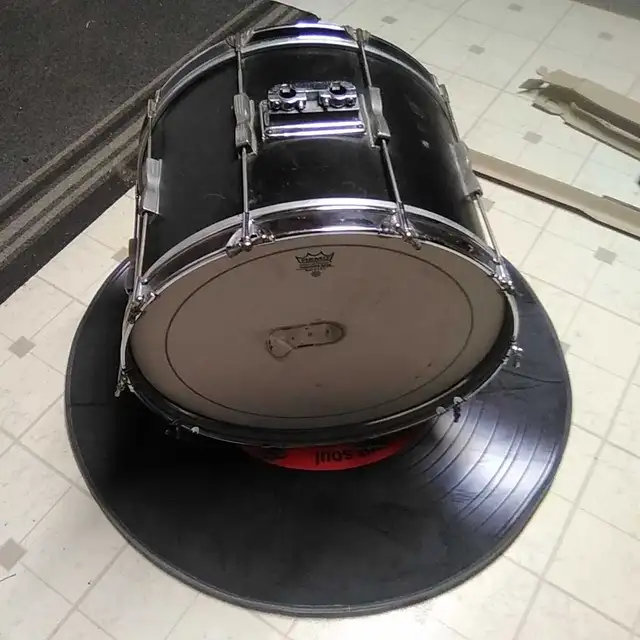22" Ludwig Base drum in Drums & Percussion in London - Image 4