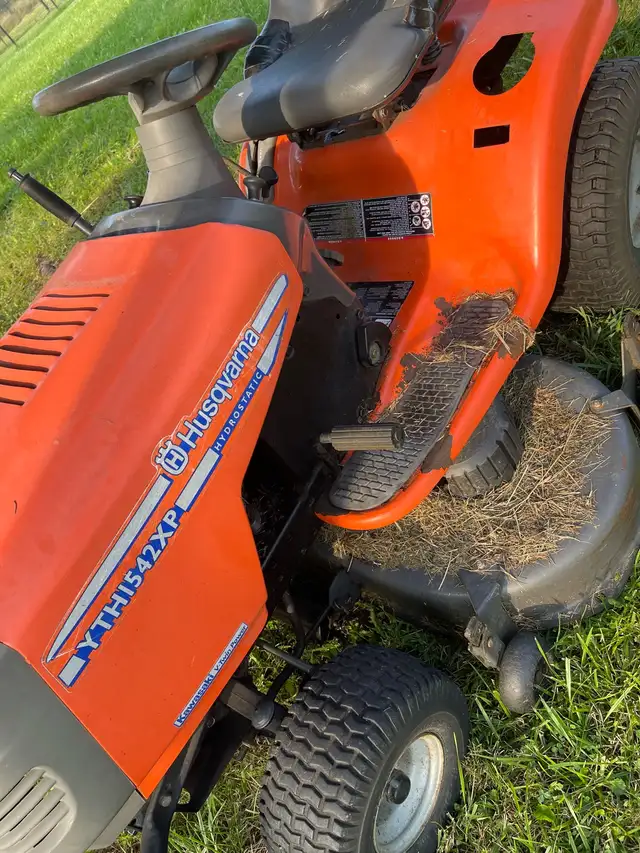 Snowblower RidingMower Service/ Tuneup in Lawnmowers & Leaf Blowers in Mississauga / Peel Region - Image 10