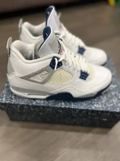 Jordan 4 Midnight Navy, View more