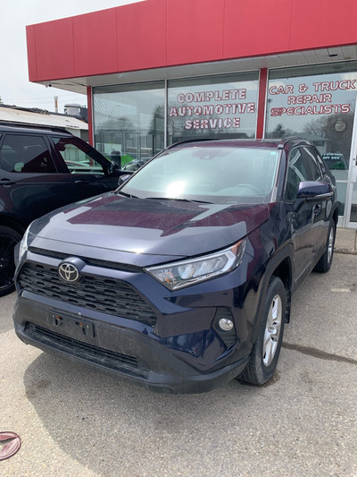 Clean Title 2021 Toyota RAV4 XLE