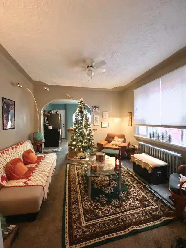 large two bedroom bright stylish main floor suite63735892701825122