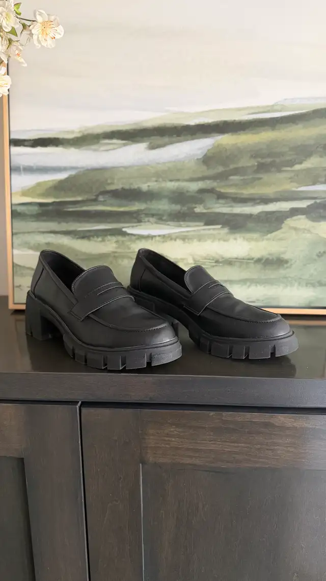 Cushionaire Loafers in Women's - Shoes in Strathcona County - Image 3
