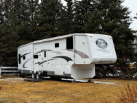 2007 Paradise Pointe Crossroads 5th Wheel