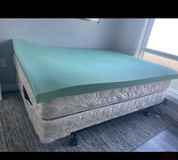 Queen mattress and boxsprings 