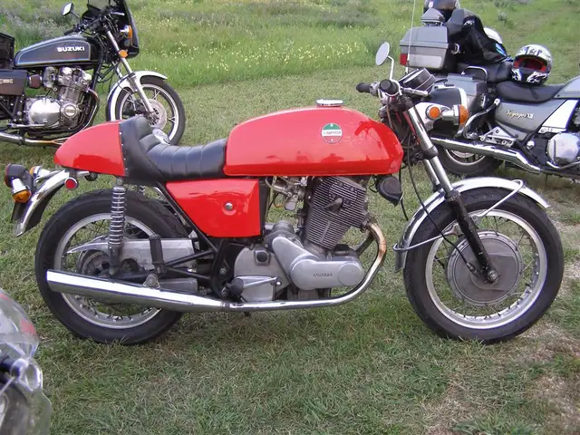1972 Laverda 750 in Sport Bikes in Regina - Image 3