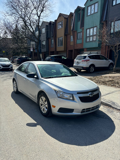 Chevrolet Cruze stick shift