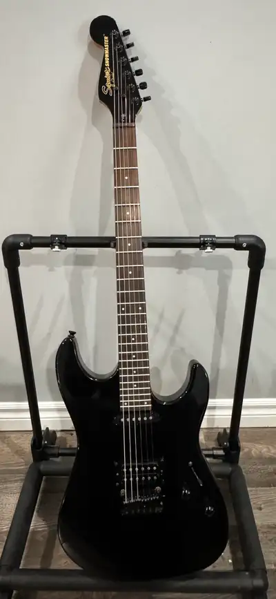 Squier Showmaster HS Blackout, View more