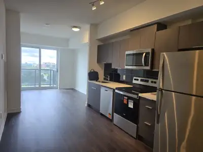 brand new condo.1 bed + den ,1 bath 565 square feet plus balcony 9 feet high ceiling,unit 7th floor,...