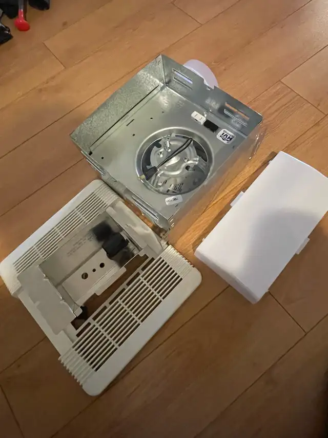Nutone Fan for bathroom or kitchen546596633864448003