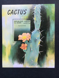 TIMBRE FEUILLET, BÉNIN 1999, CACTUS.