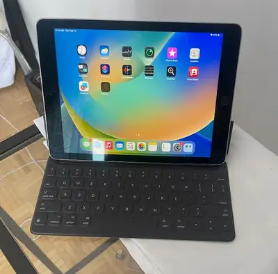 Excellent ipad pro 1 gen 9,7 inch space grey 128gb storage, View more