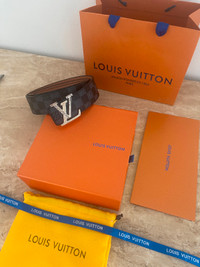 Louis Vuitton Men's Belt Black Checkered (BRAND NEW)