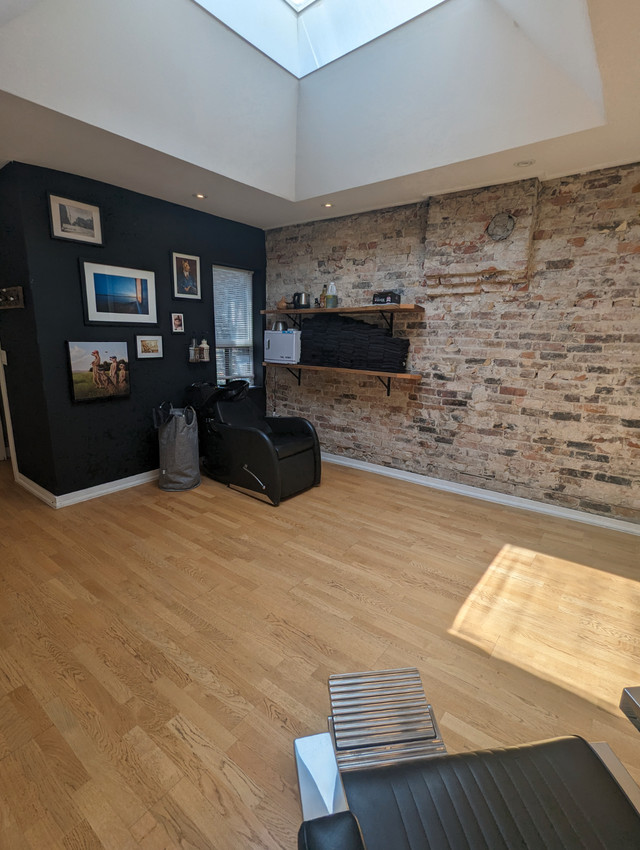 Booth Rental Available – Hair Stylist or Barber in Hair Stylist & Salon in City of Toronto - Image 2