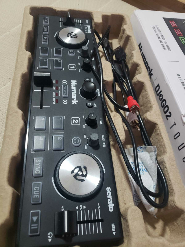 Numark DJ2GO2 Touch $80 or best offer in Performance & DJ Equipment in Winnipeg - Image 2