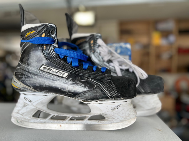 Bauer MX3 Hockey Skates - Size 5.5 (6.5 Shoe size) in Hockey in Mississauga / Peel Region