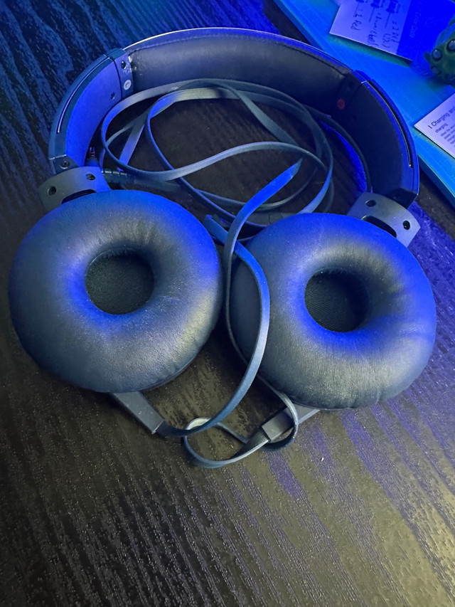 Sony Headphones - (WH-CH520) in Headphones in Edmonton - Image 4