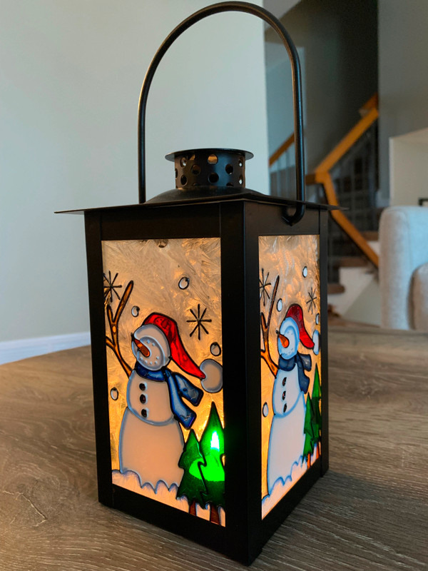 Snowman Tea Light Candle Lantern in Home Décor & Accents in Peterborough - Image 3