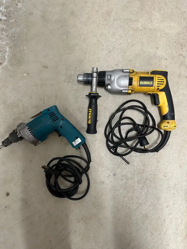 DEWALT,  used hammer drill and MAKITA driver in Power Tools in Mississauga / Peel Region - Image 2