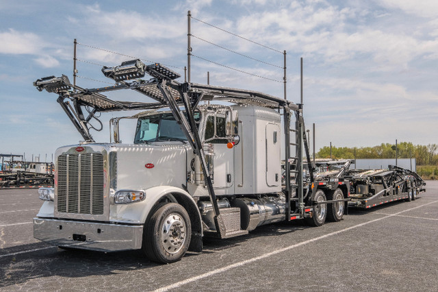 2024 Peterbilt 389 PACCAR MX-13 w/ 2025 Cottrell CX09LS3 trailer in Other in Ottawa