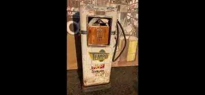 Service Station gas pump Bowser, Model 575 $1200.00 306-435-7458