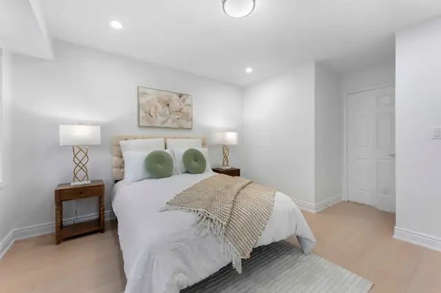Townhouse for sale in Houses for Sale in Mississauga / Peel Region - Image 8